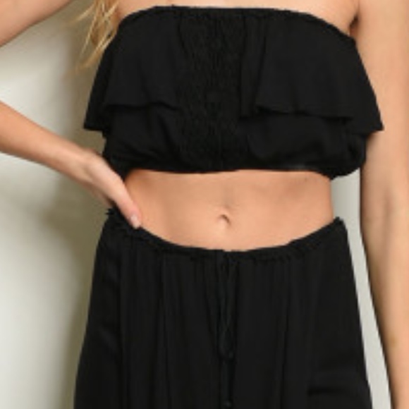 PANTS & TOP SET in black. Embroidery at top - Picture 2 of 2